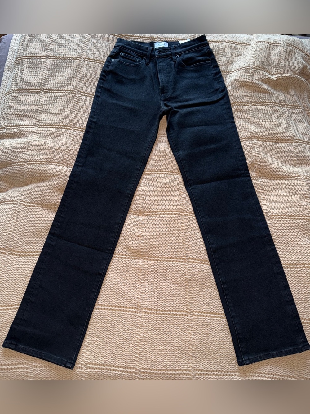 222.  Pistola Jeans